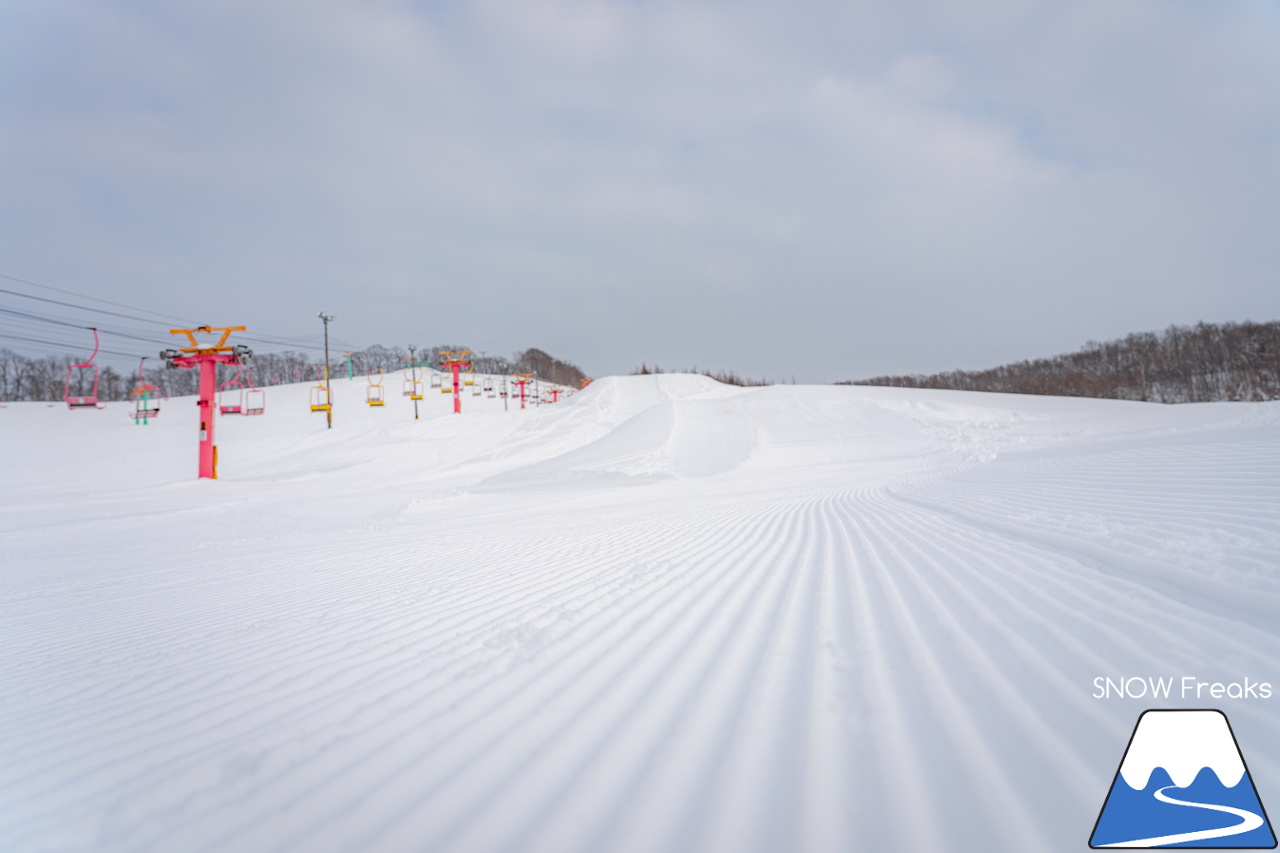 北海道グリーンランドホワイトパーク｜平日の午後。静かなゲレンデをのんびり滑る、という贅沢。